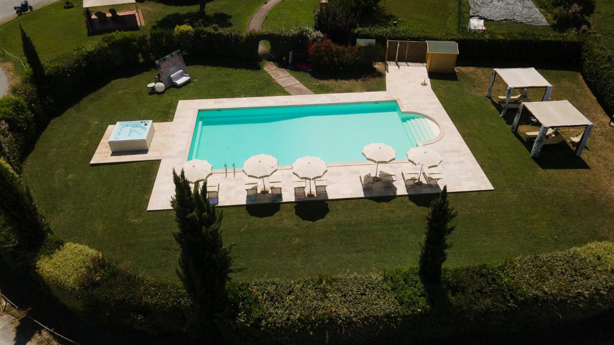 Le Colombaie Country Resort Ponsacco Esterno foto