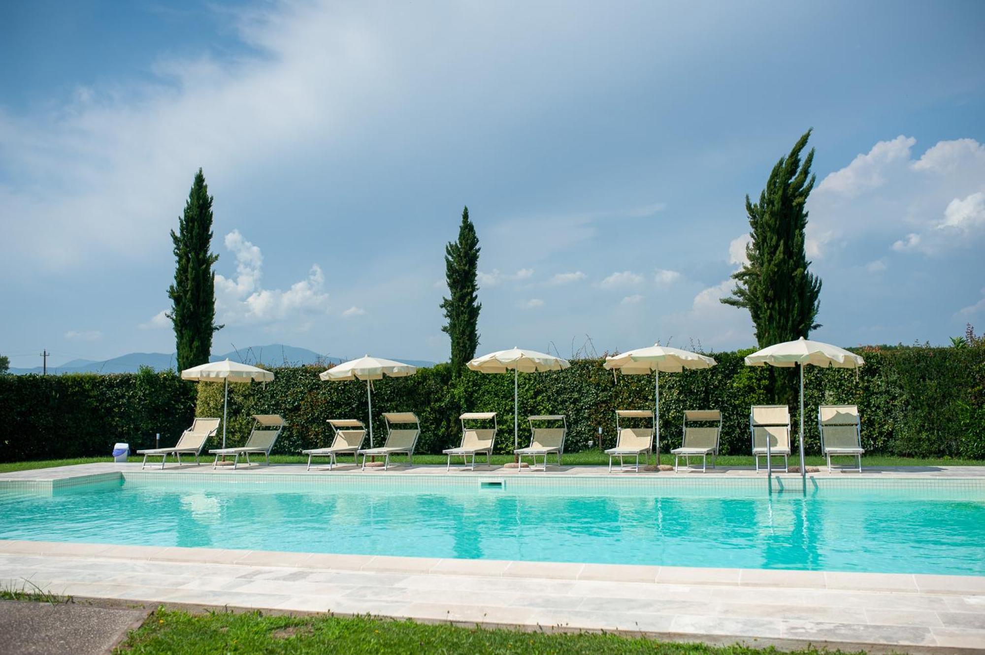Le Colombaie Country Resort Ponsacco Esterno foto
