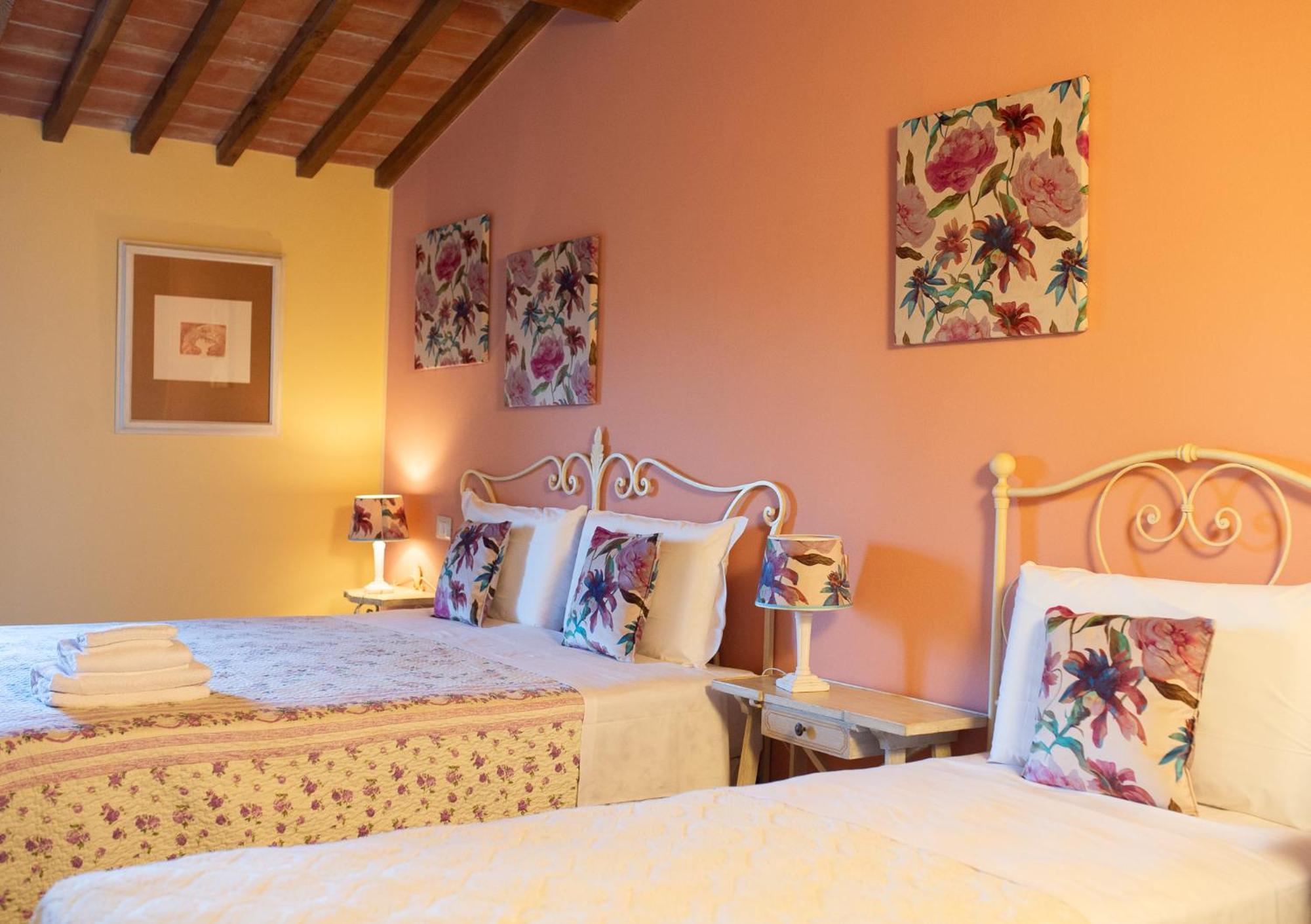 Le Colombaie Country Resort Ponsacco Esterno foto